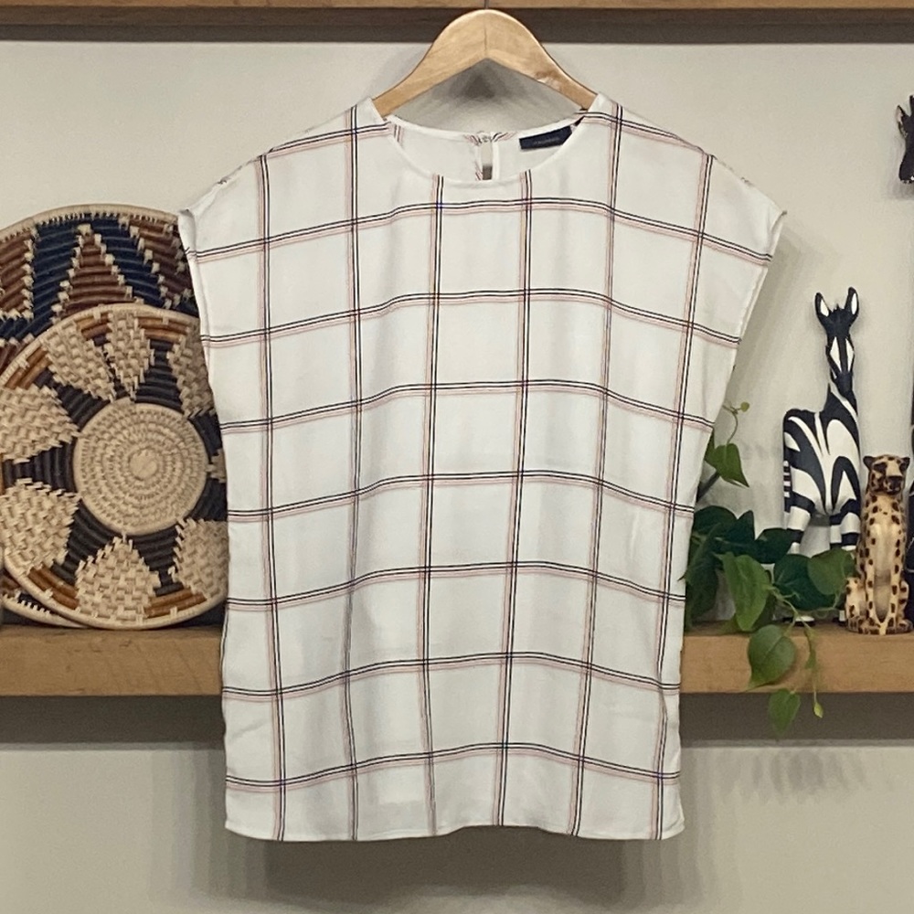 Halogen cap sleeve blouse from Nordstrom size XS white plaid
